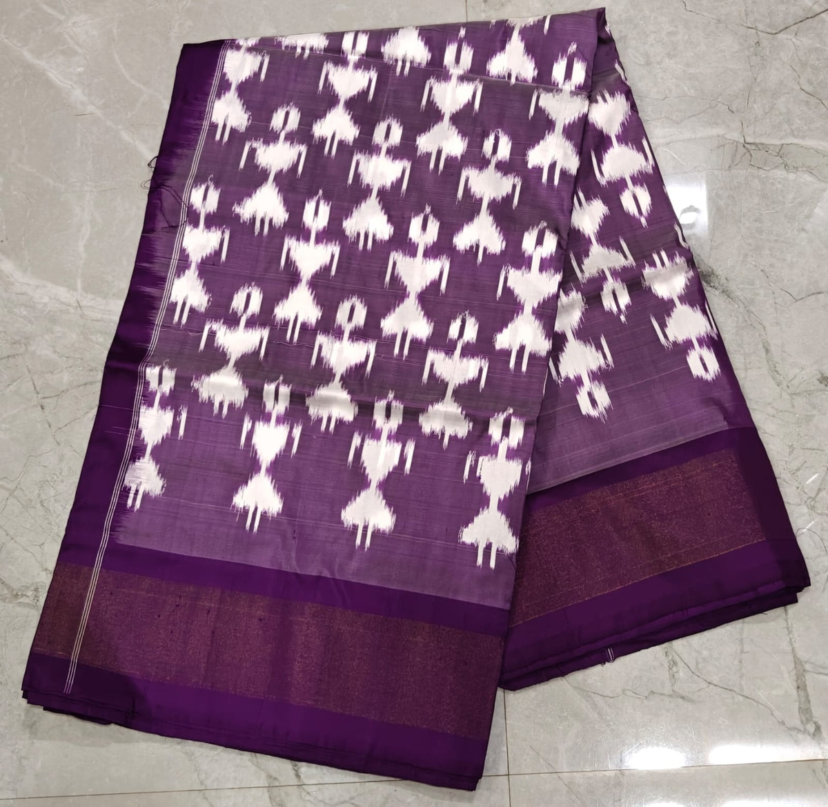Handcrafted Pure Pochampally Ikat Silk Saree with Blouse Piece