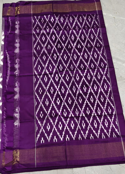 Handcrafted Pure Pochampally Ikat Silk Saree with Blouse Piece
