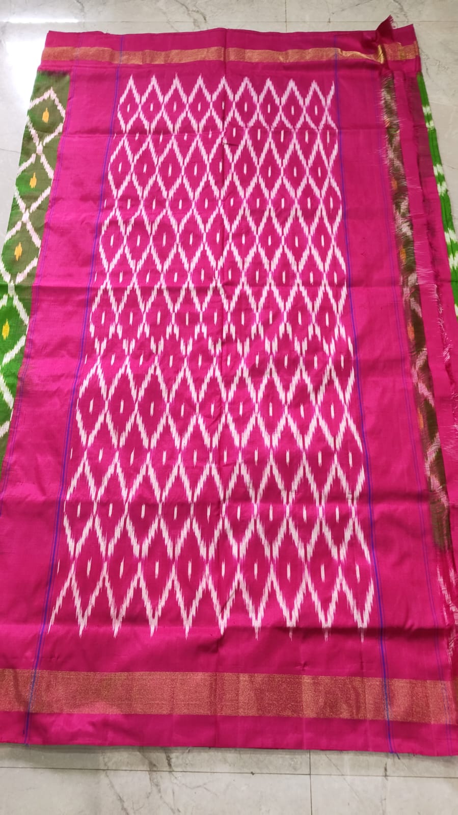 Handcrafted Pure Pochampally Ikat Silk Saree with Blouse Piece