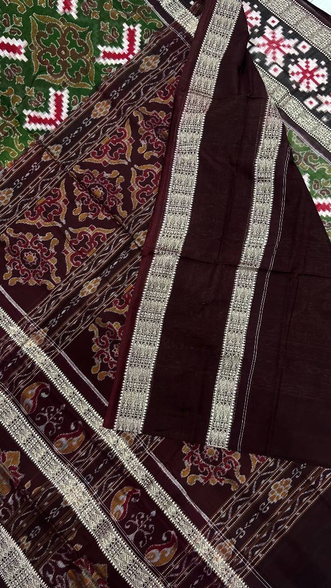 Maroon and black combination body and border totally work pasapali with blouse