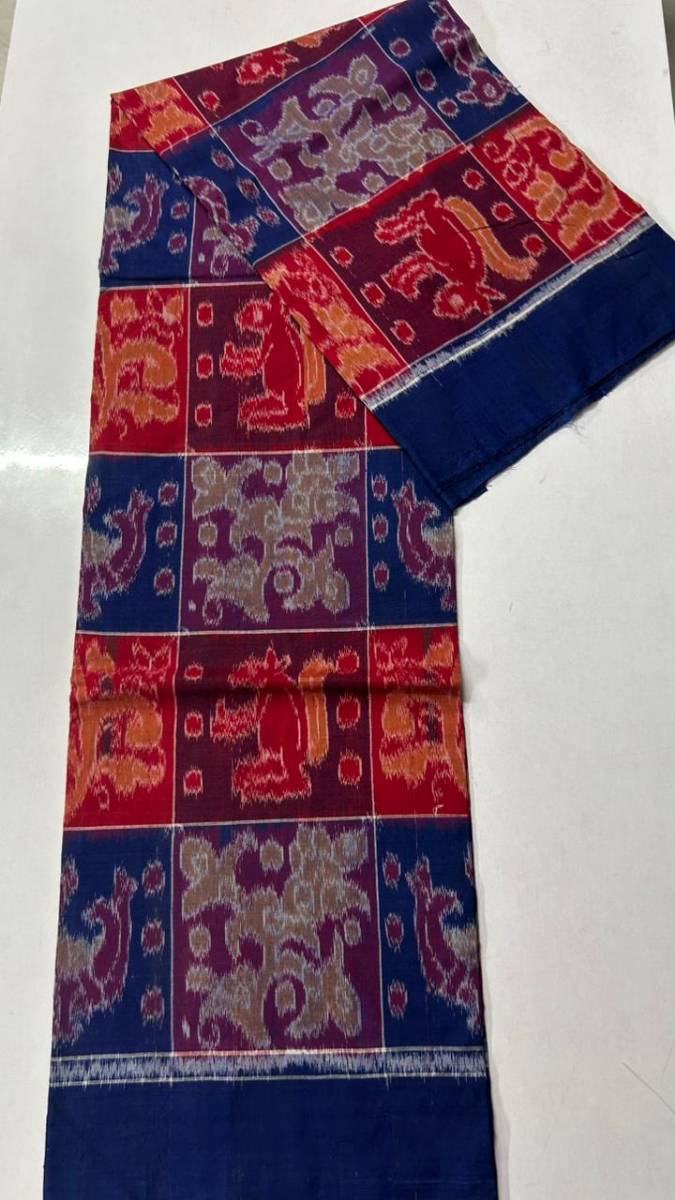 Blue and red colour combinations box dress kapda piece