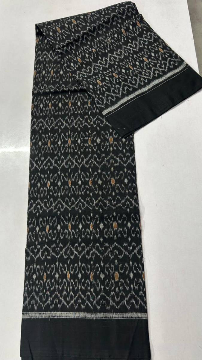 Black colour combinations dress kapda piece