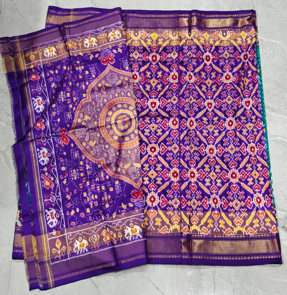 Handcrafted Pure Pochampally Ikat Silk Saree with Blouse Piece