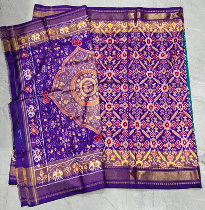Handcrafted Pure Pochampally Ikat Silk Saree with Blouse Piece