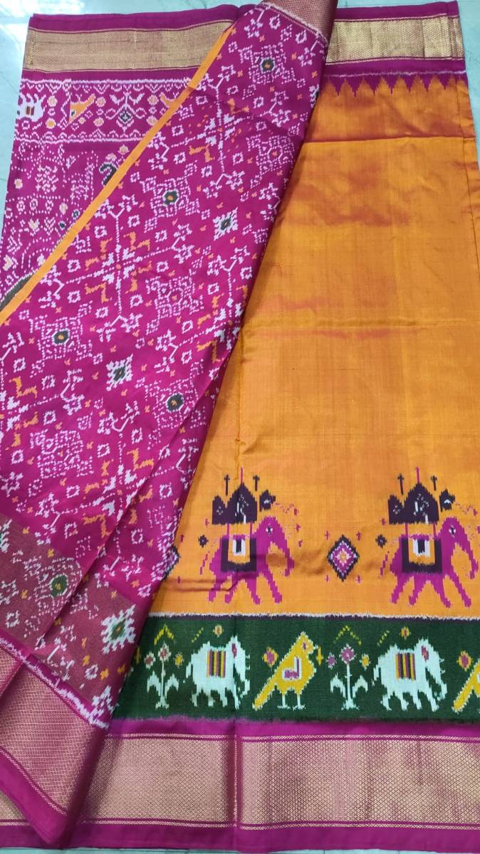 Hdancrafted Pure Pochampally Ikat Silk Saree with Blouse Piece
