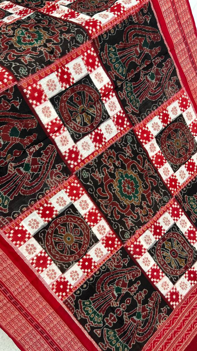 Box desing black and red combinations Sambalpuri pasapali desing