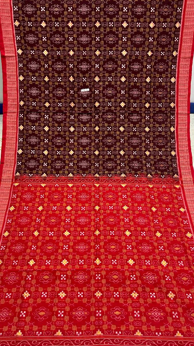 Brown and red colour mix totally pasapali work all our body and Anchal.