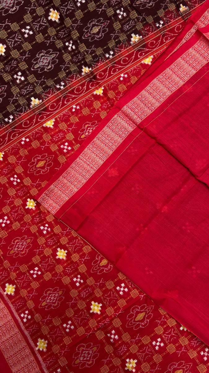 Brown and red colour mix totally pasapali work all our body and Anchal.