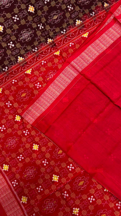 Brown and red colour mix totally pasapali work all our body and Anchal.