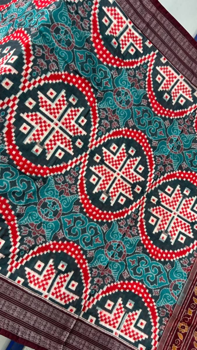 Ramagreen and red Sambalpuri pasapali cotton saree
