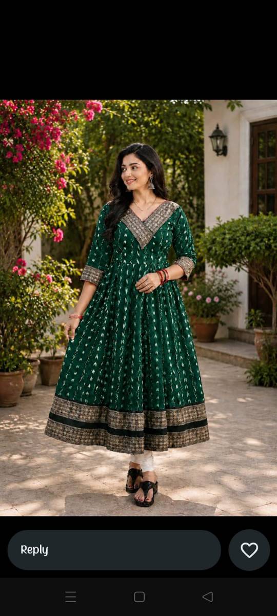 Handloom gown