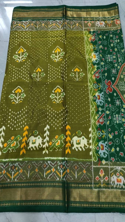 Handcrafted Pure Pochampally Ikat Silk Saree with Blouse Piece